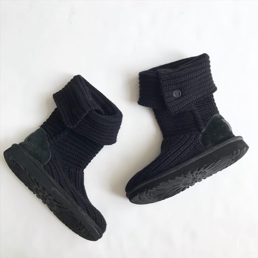 UGG Classic Cardy black knit boots EUC size 1 youth